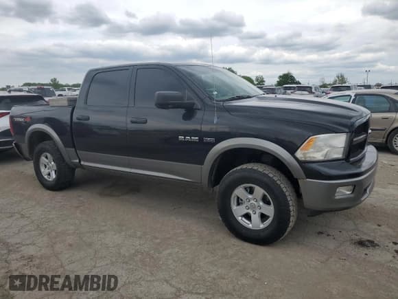✅ 2009 Dodge 1500 SLT • VIN: 1D3HV13T99S792741 • Lot: 56826055. Wystawiony na Copart z przebiegiem 187 141 mil. Bezpłatny archiwum sprzedaży aukcyjnych z USA i szczegółowy raport historii pojazdu na DreamBid. Zdjęcie 4.