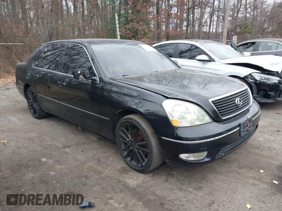 ✅ 2002 Lexus LS 430 • VIN: JTHBN30F020060507 • Lot: 43789482. Listed on IAAI with 180,000 mi. Free auction sales archive from the USA and detailed vehicle history report at DreamBid. Image 1.