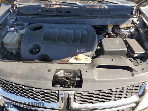 ✅ 2017 Dodge Journey SXT • VIN: 3C4PDDBG8HT592430 • Lot: 82455265. Listed on Copart with 186,400 mi. Free auction sales archive from the USA and detailed vehicle history report at DreamBid. Image 11.