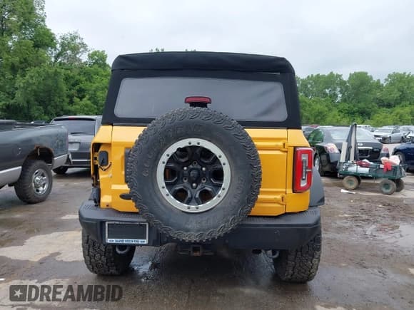 ✅ 2021 Ford Bronco • VIN: 1FMEE5DH3MLA61525 • Lot: 42295012. Listed on IAAI with 51,161 mi. Free auction sales archive from the USA and detailed vehicle history report at DreamBid. Image 17.