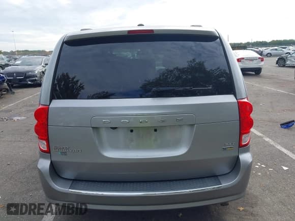 ✅ 2019 Dodge Grand Caravan SXT • VIN: 2C4RDGCGXKR661122 • Лот: 43447329. Опубликован ранее на IAAI с пробегом 75 668 миль. Бесплатный доступ к архиву аукционных продаж из США и подробный отчёт об истории автомобиля на DreamBid. Изображение 16.