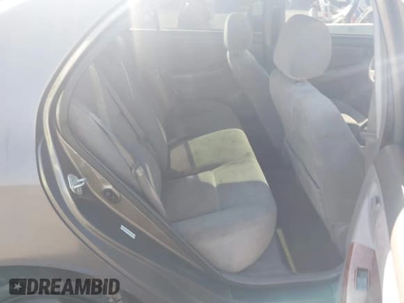 ✅ 2006 Toyota Corolla S • VIN: 1NXBR32E46Z600526 • Lot: 43655173. Wystawiony na IAAI z przebiegiem 204 475 mil. Bezpłatny archiwum sprzedaży aukcyjnych z USA i szczegółowy raport historii pojazdu na DreamBid. Zdjęcie 8.