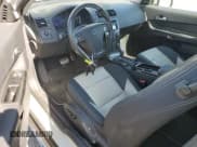 ✅ 2009 Volvo C30 • VIN: YV1MK672492149660 • Лот: 63189315. Опубликован ранее на Copart с пробегом 128 175 миль. Бесплатный доступ к архиву аукционных продаж из США и подробный отчёт об истории автомобиля на DreamBid. Изображение 8.