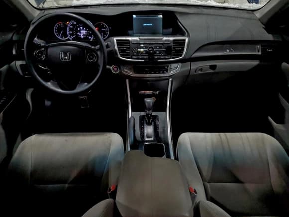 ✅ 2013 Honda Accord EX • VIN: 1HGCR2F74DA053031 • Lot: 95643185. Listed on Copart with 168,806 mi. Free auction sales archive from the USA and detailed vehicle history report at DreamBid. Image 8.