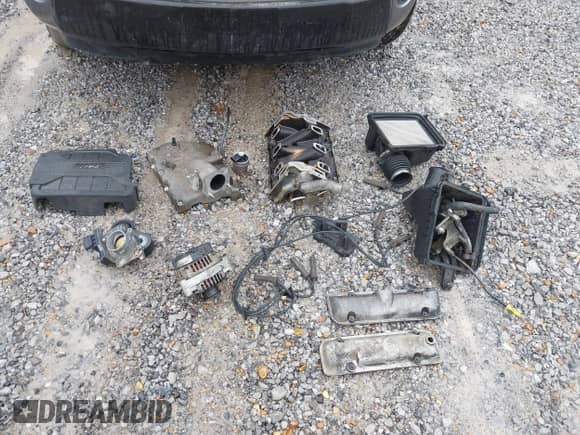 ✅ 2005 Chevrolet Equinox LS • VIN: 2CNDL23F956088335 • Lot: 43530406. Wystawiony na IAAI z przebiegiem 210 392 mil. Bezpłatny archiwum sprzedaży aukcyjnych z USA i szczegółowy raport historii pojazdu na DreamBid. Zdjęcie 12.