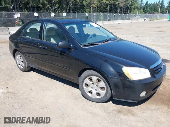 ✅ 2005 Kia Spectra LX • VIN: KNAFE121555093998 • Lot: 42950915. Wystawiony na IAAI z przebiegiem 228 784 mil. Bezpłatny archiwum sprzedaży aukcyjnych z USA i szczegółowy raport historii pojazdu na DreamBid. Zdjęcie 1.