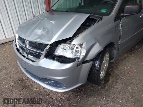✅ 2015 Dodge Grand Caravan SE • VIN: 2C4RDGBG2FR664202 • Лот: 43087392. Опубликован ранее на IAAI с пробегом 97 386 миль. Бесплатный доступ к архиву аукционных продаж из США и подробный отчёт об истории автомобиля на DreamBid. Изображение 6.