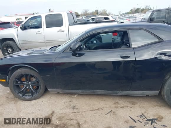 ✅ 2013 Dodge Challenger SXT • VIN: 2C3CDYAG5DH500642 • Lot: 41243016. Wystawiony na IAAI z przebiegiem 199 136 mil. Bezpłatny archiwum sprzedaży aukcyjnych z USA i szczegółowy raport historii pojazdu na DreamBid. Zdjęcie 14.