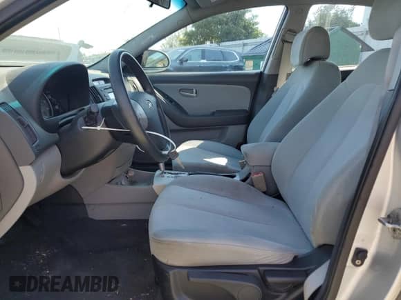 2008 Hyundai Elantra GLS z VIN KMHDU46D08U565064, wystawiony jako Copart lot #70688374 z przebiegiem 116 986 mil mil oraz Szkoda całkowita • Salvage title. Historia ofert i sprzedaży dostępna na DreamBid. Obrazek 7.