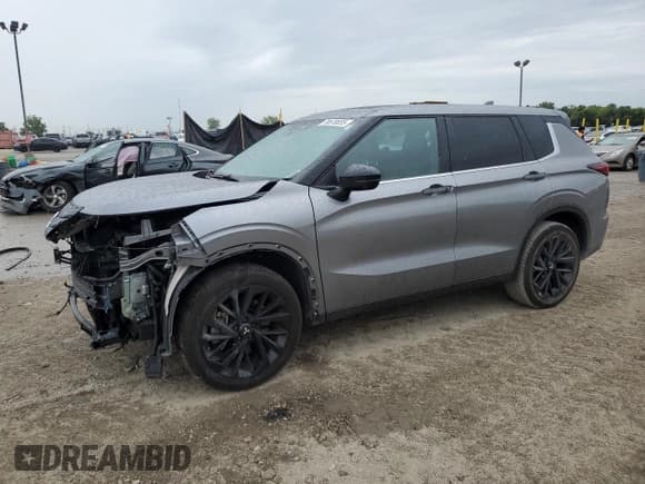 ✅ 2023 Mitsubishi Outlander SEL • VIN: JA4J4VA85PZ044148 • Lot: 70678855. Listed on Copart with 40,397 mi. Free auction sales archive from the USA and detailed vehicle history report at DreamBid. Image 1.