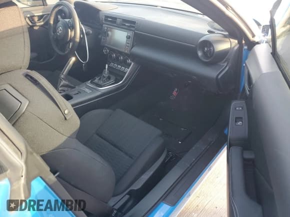 ✅ 2022 Toyota 86 • VIN: JF1ZNBC13N8751813 • Lot: 78391694. Listed on Copart with 766 mi. Free auction sales archive from the USA and detailed vehicle history report at DreamBid. Image 8.