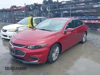 2016 Chevrolet Malibu LT z VIN 1G1ZE5STXGF218198, wystawiony jako IAAI lot #42855961 z przebiegiem 115 845 mil mil oraz . Historia ofert i sprzedaży dostępna na DreamBid. Obrazek 2.