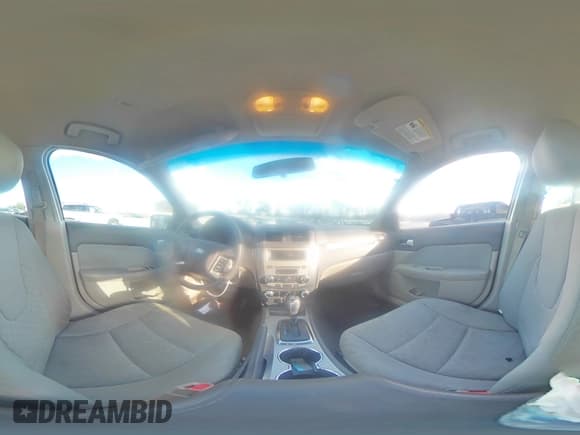 ✅ 2012 Ford Fusion SE • VIN: 3FAHP0HG1CR221830 • Lot: 94163885. Listed on Copart with 61,708 mi. Free auction sales archive from the USA and detailed vehicle history report at DreamBid. Image 14.