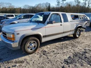 ✅ 1995 Dodge Dakota • VIN: 1B7GL23X4SS233039 • Lot: 86327334. Listed on Copart with 225,086 mi. Free auction sales archive from the USA and detailed vehicle history report at DreamBid. Image 1.
