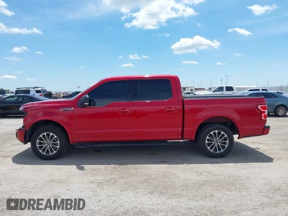 ✅ 2020 Ford F-150 XL • VIN: 1FTEW1CP5LKE37004 • Lot: 42187075. Wystawiony na IAAI z przebiegiem 90 149 mil. Bezpłatny archiwum sprzedaży aukcyjnych z USA i szczegółowy raport historii pojazdu na DreamBid. Zdjęcie 14.