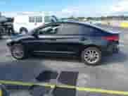 2018 Hyundai Elantra SE z VIN KMHD74LF7JU520433, wystawiony jako IAAI lot #43313148 z przebiegiem 81 063 mil mil oraz . Historia ofert i sprzedaży dostępna na DreamBid. Obrazek 14.