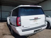 ✅ 2019 GMC Yukon XL SLT • VIN: 1GKS1GKC7KR375411 • Lot: 42397439. Wystawiony na IAAI z przebiegiem 170 444 mil. Bezpłatny archiwum sprzedaży aukcyjnych z USA i szczegółowy raport historii pojazdu na DreamBid. Zdjęcie 3.