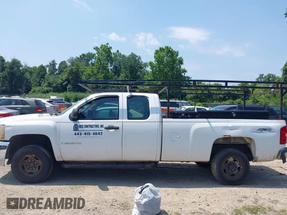 ✅ 2007 Chevrolet Silverado 2500HD Work Truck • VIN: 1GCHK29K57E524691 • Лот: 42817824. Опубликован ранее на IAAI с пробегом 240 919 миль. Бесплатный доступ к архиву аукционных продаж из США и подробный отчёт об истории автомобиля на DreamBid. Изображение 14.