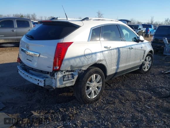 ✅ 2012 Cadillac SRX Luxury Collection • VIN: 3GYFNAE39CS525506 • Lot: 43779373. Wystawiony na IAAI z przebiegiem 79 807 mil. Bezpłatny archiwum sprzedaży aukcyjnych z USA i szczegółowy raport historii pojazdu na DreamBid. Zdjęcie 3.