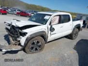 ✅ 2017 Toyota Tacoma SR5 • VIN: 5TFCZ5AN9HX061330 • Lot: 42061356. Listed on IAAI with 222,590 mi. Free auction sales archive from the USA and detailed vehicle history report at DreamBid. Image 17.