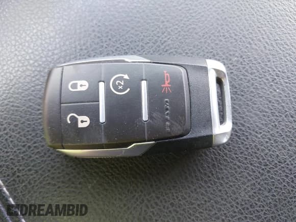 ✅ 2020 Ram 2500 Big Horn • VIN: 3C6UR5DL1LG115240 • Lot: 42073613. Listed on IAAI with 44,418 mi. Free auction sales archive from the USA and detailed vehicle history report at DreamBid. Image 11.