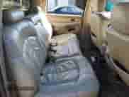 2002 Chevrolet Suburban LT с VIN 1GNFK16Z52J169919, выставлен на аукционе Copart как лот 69862874 с пробегом 271 901 миль миль и Списание • Salvage title. История ставок и продаж доступна на DreamBid. Изображение 11.