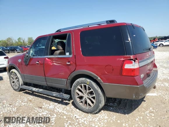 ✅ 2015 Ford Expedition XLT • VIN: 1FMJU1HT6FEF43020 • Lot: 50363135. Wystawiony na Copart z przebiegiem 133 608 mil. Bezpłatny archiwum sprzedaży aukcyjnych z USA i szczegółowy raport historii pojazdu na DreamBid. Zdjęcie 2.