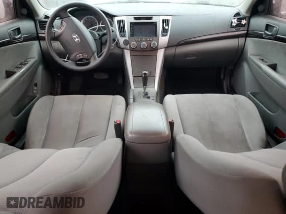 ✅ 2009 Hyundai Sonata GLS • VIN: 5NPET46CX9H433492 • Лот: 73241494. Опубликован ранее на Copart с пробегом 108 580 миль. Бесплатный доступ к архиву аукционных продаж из США и подробный отчёт об истории автомобиля на DreamBid. Изображение 8.