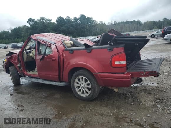 ✅ 2008 Ford Explorer Sport Trac Limited • VIN: 1FMEU33EX8UA16791 • Лот: 69634925. Опубликован ранее на Copart с пробегом Не указан. Бесплатный доступ к архиву аукционных продаж из США и подробный отчёт об истории автомобиля на DreamBid. Изображение 2.