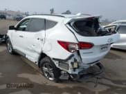 ✅ 2017 Hyundai Santa Fe 2.4L • VIN: 5NMZU3LB3HH034679 • Лот: 43585420. Опубликован ранее на IAAI с пробегом 98 763 миль. Бесплатный доступ к архиву аукционных продаж из США и подробный отчёт об истории автомобиля на DreamBid. Изображение 3.