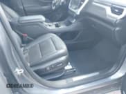 ✅ 2021 GMC Acadia SLT • VIN: 1GKKNMLS7MZ157061 • Lot: 42818293. Wystawiony na IAAI z przebiegiem 78 533 mil. Bezpłatny archiwum sprzedaży aukcyjnych z USA i szczegółowy raport historii pojazdu na DreamBid. Zdjęcie 5.