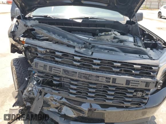 ✅ 2021 Chevrolet Silverado 1500 Custom • VIN: 1GCPYBEKXMZ172258 • Lot: 64723874. Wystawiony na Copart z przebiegiem 65 285 mil. Bezpłatny archiwum sprzedaży aukcyjnych z USA i szczegółowy raport historii pojazdu na DreamBid. Zdjęcie 12.