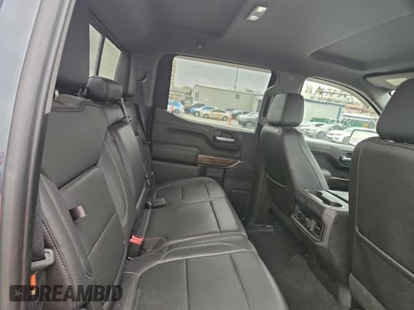 ✅ 2021 Chevrolet Silverado 1500 RST • VIN: 3GCPWDED0MG124836 • Lot: 94517835. Wystawiony na Copart z przebiegiem 95 634 mil. Bezpłatny archiwum sprzedaży aukcyjnych z USA i szczegółowy raport historii pojazdu na DreamBid. Zdjęcie 10.