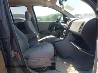 ✅ 2005 Saturn VUE • VIN: 5GZCZ33D75S868798 • Lot: 42582646. Wystawiony na IAAI z przebiegiem 166 304 mil. Bezpłatny archiwum sprzedaży aukcyjnych z USA i szczegółowy raport historii pojazdu na DreamBid. Zdjęcie 5.