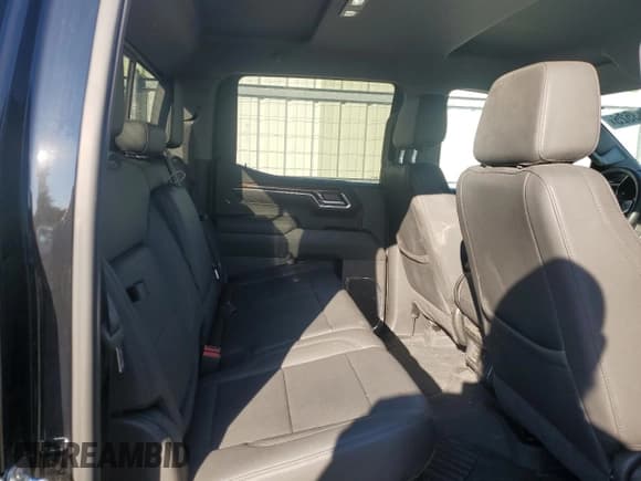 ✅ 2025 Chevrolet Silverado 1500 • VIN: 3GCUKDE86SG208013 • Лот: 81383525. Опубликован ранее на Copart с пробегом 7 423 миль. Бесплатный доступ к архиву аукционных продаж из США и подробный отчёт об истории автомобиля на DreamBid. Изображение 10.