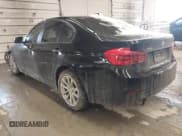 ✅ 2018 BMW 3 Series 320i xDrive • VIN: WBA8A3C57JA505115 • Лот: 43831024. Опубликован ранее на IAAI с пробегом 67 740 миль. Бесплатный доступ к архиву аукционных продаж из США и подробный отчёт об истории автомобиля на DreamBid. Изображение 3.