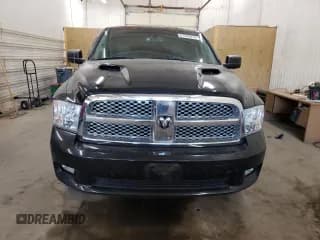 ✅ 2009 Dodge 1500 SLT • VIN: 1D3HV13T29S781581 • Lot: 67333014. Wystawiony na Copart z przebiegiem 121 156 mil. Bezpłatny archiwum sprzedaży aukcyjnych z USA i szczegółowy raport historii pojazdu na DreamBid. Zdjęcie 5.