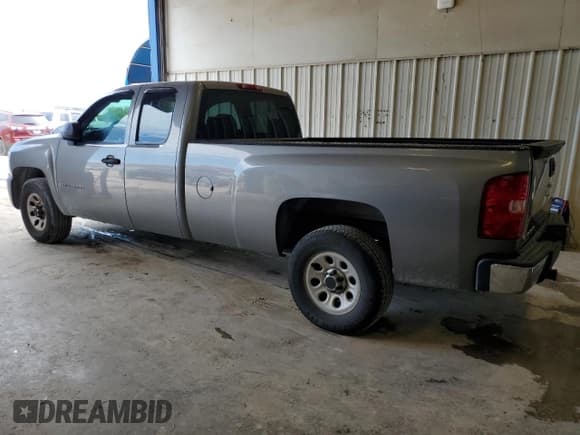 ✅ 2007 Chevrolet Silverado 1500 Work Truck • VIN: 1GCEC19J97E549045 • Lot: 56209215. Listed on Copart with 128,986 mi. Free auction sales archive from the USA and detailed vehicle history report at DreamBid. Image 2.