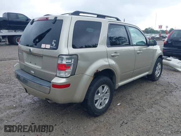 2010 Mercury Mariner z VIN 4M2CN8B73AKJ05123, wystawiony jako IAAI lot #42512923 z przebiegiem 240 736 mil mil oraz . Historia ofert i sprzedaży dostępna na DreamBid. Obrazek 4.