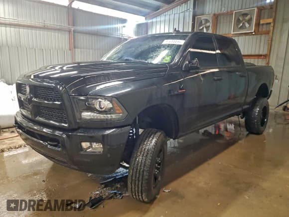 ✅ 2018 Ram 2500 Laramie • VIN: 3C6UR5FL7JG369285 • Лот: 92644435. Опубликован ранее на Copart с пробегом 74 414 миль. Бесплатный доступ к архиву аукционных продаж из США и подробный отчёт об истории автомобиля на DreamBid. Изображение 1.