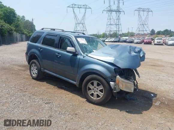 2010 Mercury Mariner with VIN 4M2CN9BG3AKJ28830, listed as a IAAI auction lot 42328802 with 116,650 mi miles and . Bid and sale history available at DreamBid. Image 1.