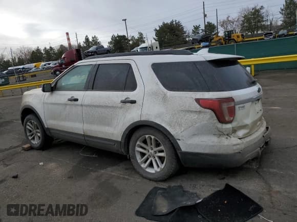 ✅ 2017 Ford Explorer • VIN: 1FM5K8B82HGD58779 • Lot: 49643485. Wystawiony na Copart z przebiegiem 121 400 mil. Bezpłatny archiwum sprzedaży aukcyjnych z USA i szczegółowy raport historii pojazdu na DreamBid. Zdjęcie 2.