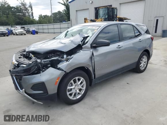 ✅ 2024 Chevrolet Equinox LS • VIN: 3GNAXHEG2RL221238 • Lot: 84982165. Listed on Copart with 20,919 mi. Free auction sales archive from the USA and detailed vehicle history report at DreamBid. Image 1.