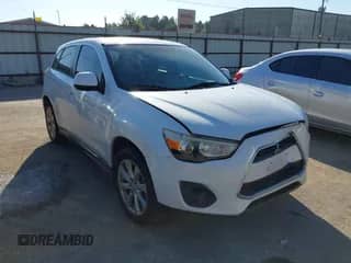 2014 Mitsubishi Outlander ES z VIN 4A4AP3AU1EE031490, wystawiony jako IAAI lot #43379866 z przebiegiem 207 489 mil mil oraz . Historia ofert i sprzedaży dostępna na DreamBid. Obrazek 1.