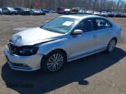 ✅ 2016 Volkswagen Jetta SEL • VIN: 3VWL17AJ4GM310845 • Lot: 41894551. Listed on IAAI with 74,221 mi. Free auction sales archive from the USA and detailed vehicle history report at DreamBid. Image 18.