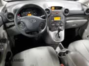 ✅ 2010 Kia Rondo • VIN: KNAHG8C92A7300149 • Лот: 47602685. Опубликован ранее на Copart с пробегом 105 553 миль. Бесплатный доступ к архиву аукционных продаж из США и подробный отчёт об истории автомобиля на DreamBid. Изображение 8.