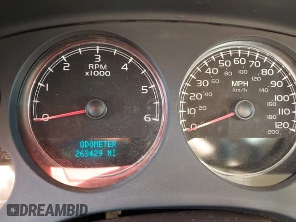 ✅ 2007 Chevrolet Tahoe LS • VIN: 1GNFK13067R280302 • Lot: 43455896. Wystawiony na IAAI z przebiegiem 263 429 mil. Bezpłatny archiwum sprzedaży aukcyjnych z USA i szczegółowy raport historii pojazdu na DreamBid. Zdjęcie 7.