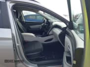 ✅ 2024 Hyundai Tucson SEL • VIN: 5NMJBCDE5RH299374 • Lot: 43641384. Wystawiony na IAAI z przebiegiem 59 648 mil. Bezpłatny archiwum sprzedaży aukcyjnych z USA i szczegółowy raport historii pojazdu na DreamBid. Zdjęcie 5.