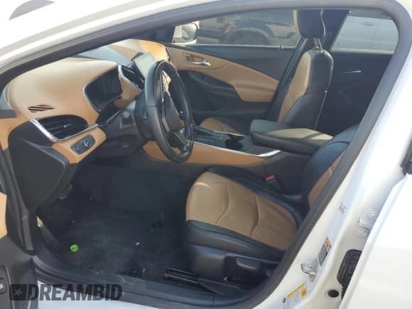 ✅ 2018 Chevrolet Volt Premier • VIN: 1G1RD6S59JU126187 • Lot: 44129864. Wystawiony na Copart z przebiegiem Nie podano. Bezpłatny archiwum sprzedaży aukcyjnych z USA i szczegółowy raport historii pojazdu na DreamBid. Zdjęcie 7.