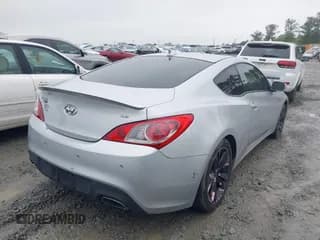 ✅ 2011 Hyundai Genesis Coupe Grand Touring • VIN: KMHHU6KH8BU046194 • Lot: 41974367. Wystawiony na IAAI z przebiegiem 128 335 mil. Bezpłatny archiwum sprzedaży aukcyjnych z USA i szczegółowy raport historii pojazdu na DreamBid. Zdjęcie 4.